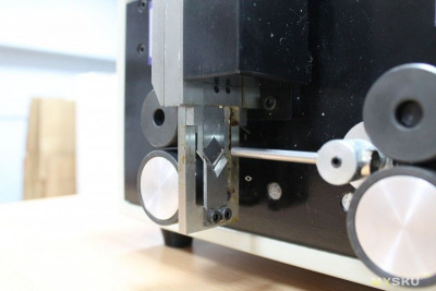 Станок для резки и зачистки провода SWT508C