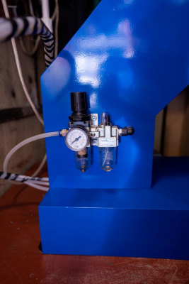 Запрессовочный станок Pneumatic-01