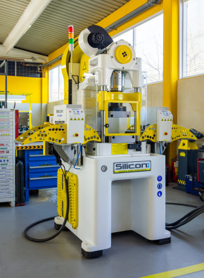 STA 30/600 Twin Servo