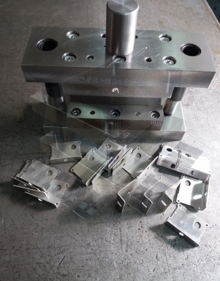 Штамп гибочный