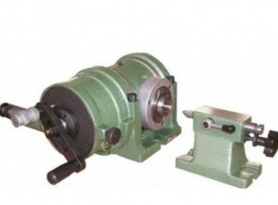 Универсальная делительная головка F12100