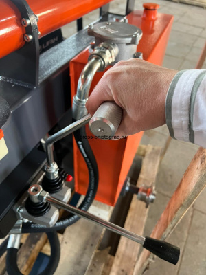 Гидравлический Дровокол 9 тонн, двигатель Лифан 20 л.с