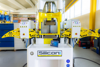 STA 30/600 Twin Servo